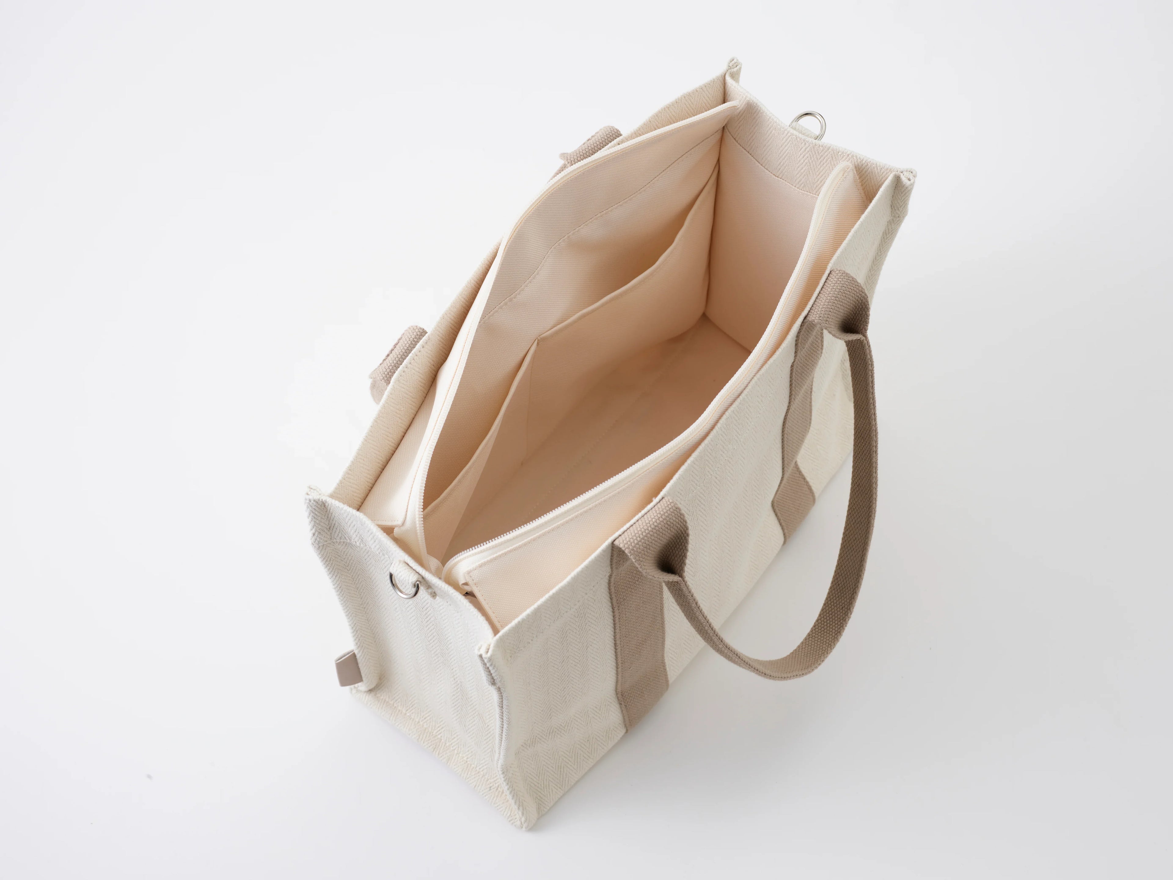 bebefit.eu, spacious beige tote bag with zipper and pockets, premium diaper bag